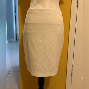 Banana Republic white pencil skirt